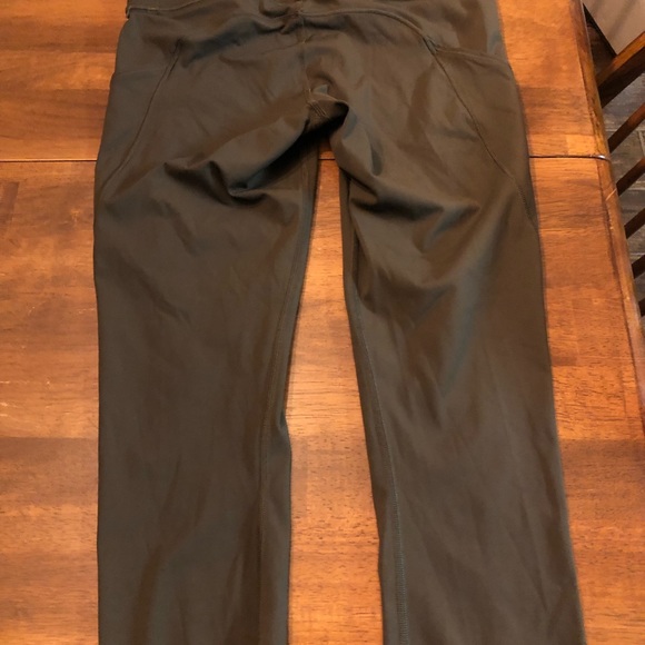 Lululemon leggings olive green color euc sz xs - Picture 3 of 6